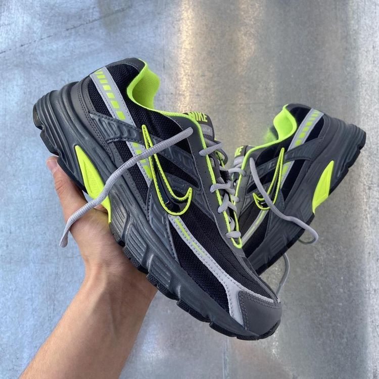 Nike Initiator 4