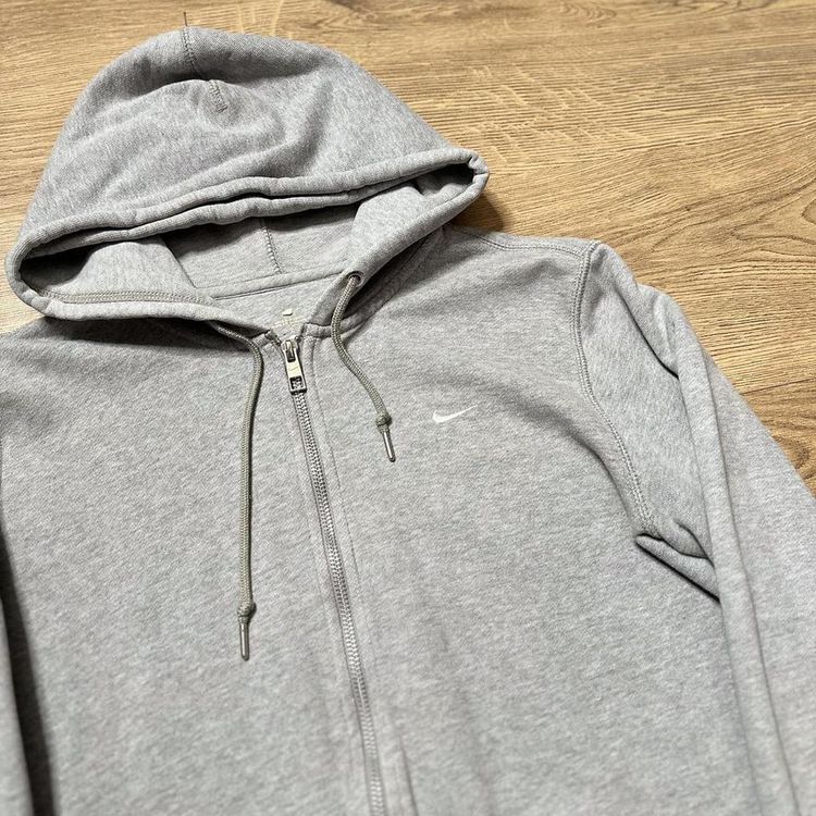 Grey Nike 00s Zip Up Hoodie Casual Sportswear 2