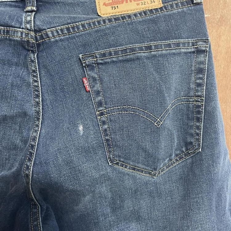 Levis Mens 751 Blue Denim Straight Fit Jeans 32W 34L Used. image 7