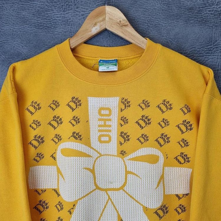 Vintage Sweatshirt Champion Crew Neck Jumper Logo Sweater Yellow 90s pullover large print image 2