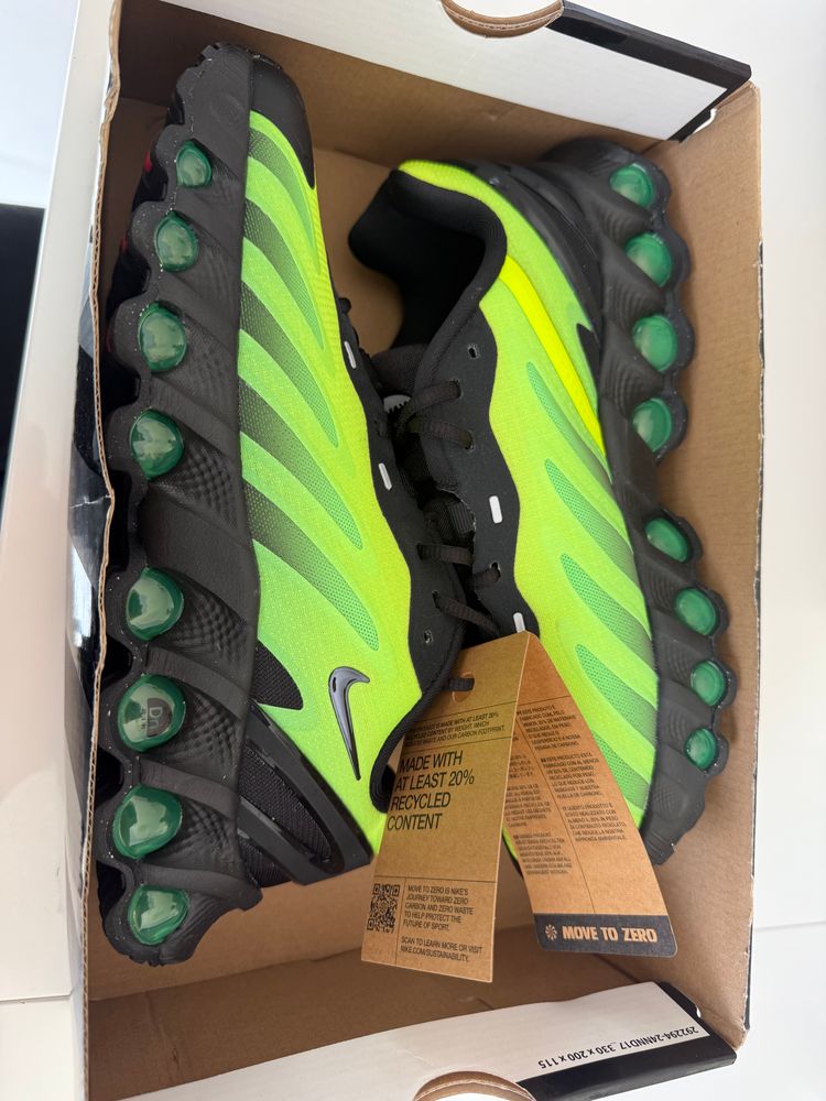 Nike Dn8s product image