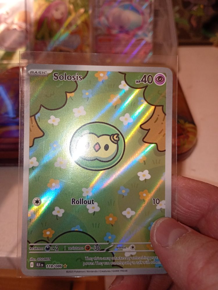 Solosis Pokémon Card