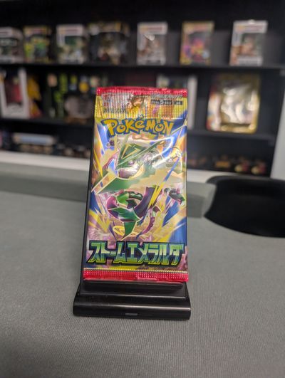 Storm Esmeralda Booster Pack