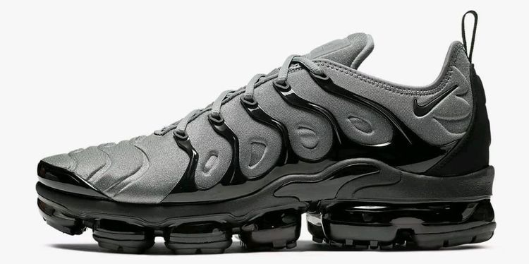 Nike VaporMax Plus UK 6