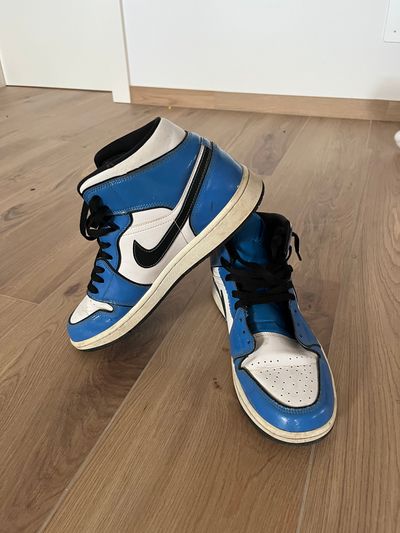 Nike High-Top Sneakers