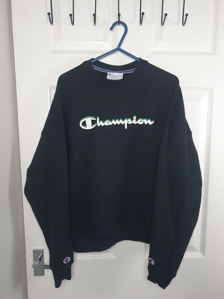 Champion Sweatshirt
