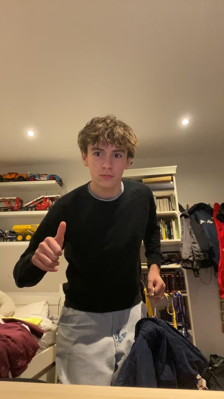 Other sweaTSHIRT product image
