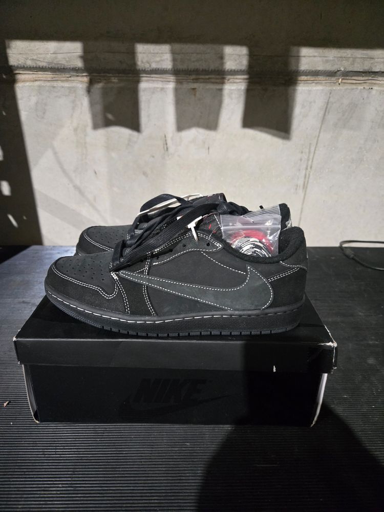 Z657 Jordan 1 Retro Low OG SP Travis Scott Black Phantom New In Box