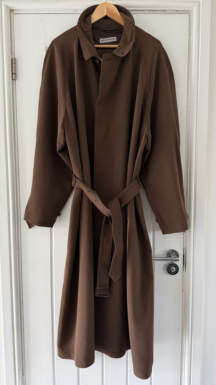 Emporio Armani 1990s Belted Chocolate Brown Draped Long Coat - Size L imagen 8