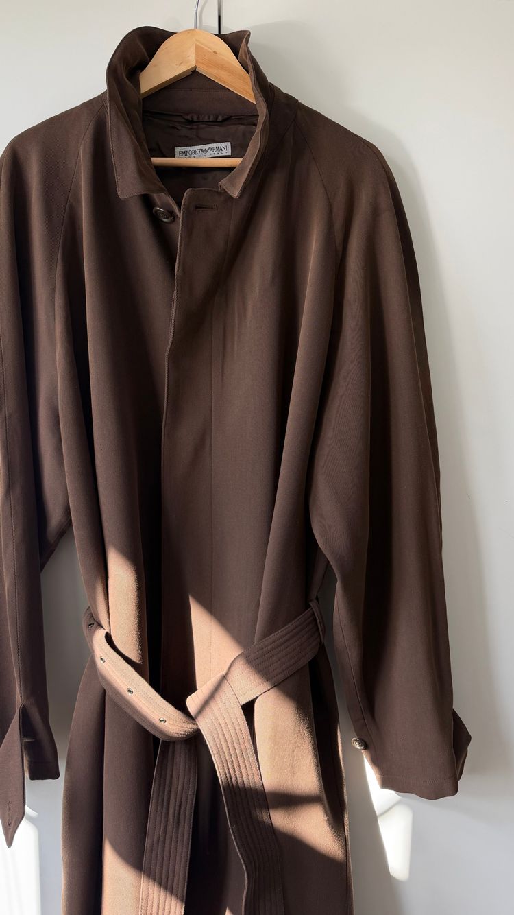 Emporio Armani 1990s Belted Chocolate Brown Draped Long Coat - Size L imagen 11