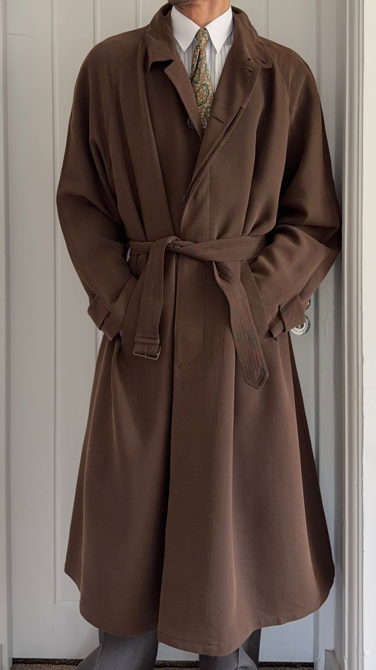 Emporio Armani 1990s Belted Chocolate Brown Draped Long Coat - Size L imagen 3