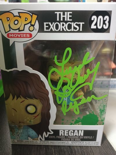 *SIGNED* DMG Pop! Movies The Exorcist Regan Vinyl Figure