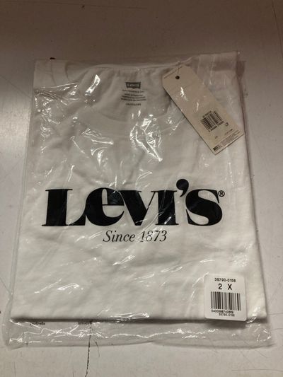 SW174 - Size: XXL - Levi's T-Shirt In White