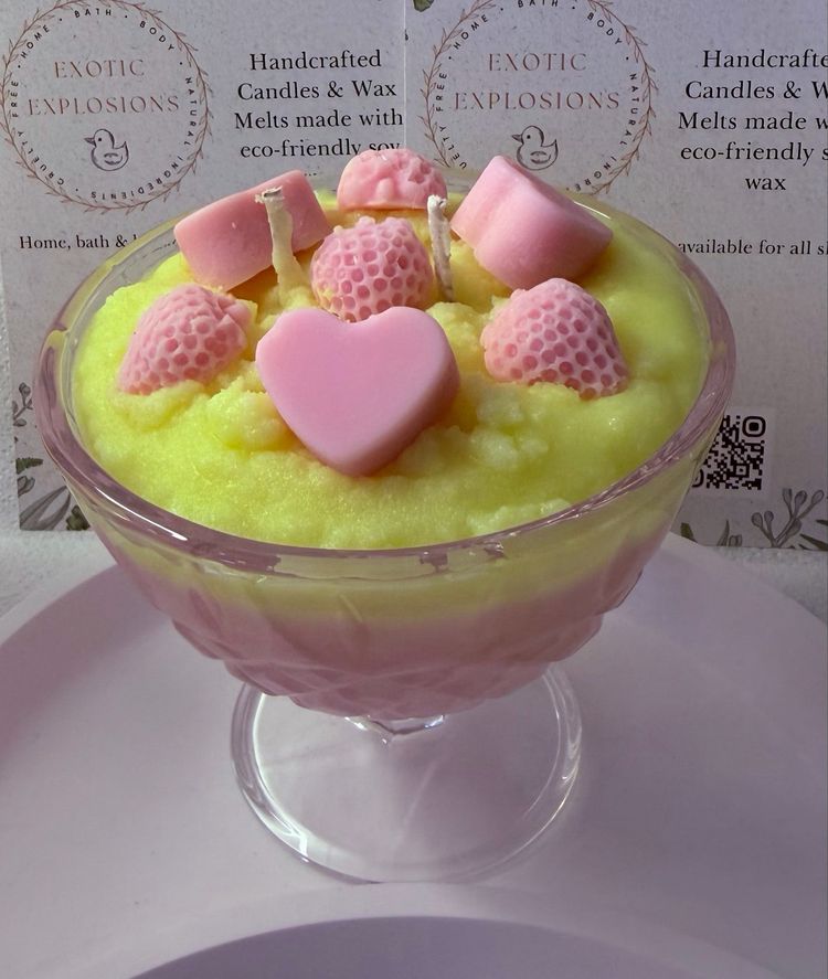Other Banana Berry Smoothie Candle product image