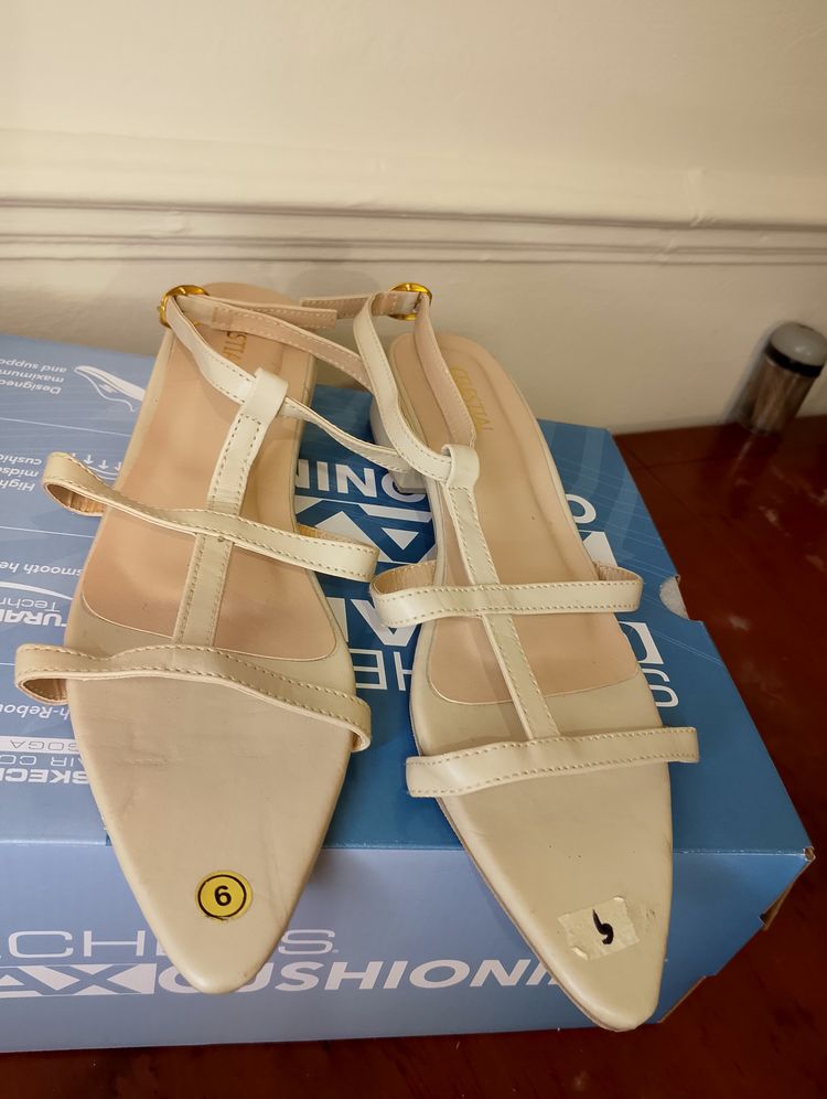 Immagine di White Strappy Heeled Sandals 2