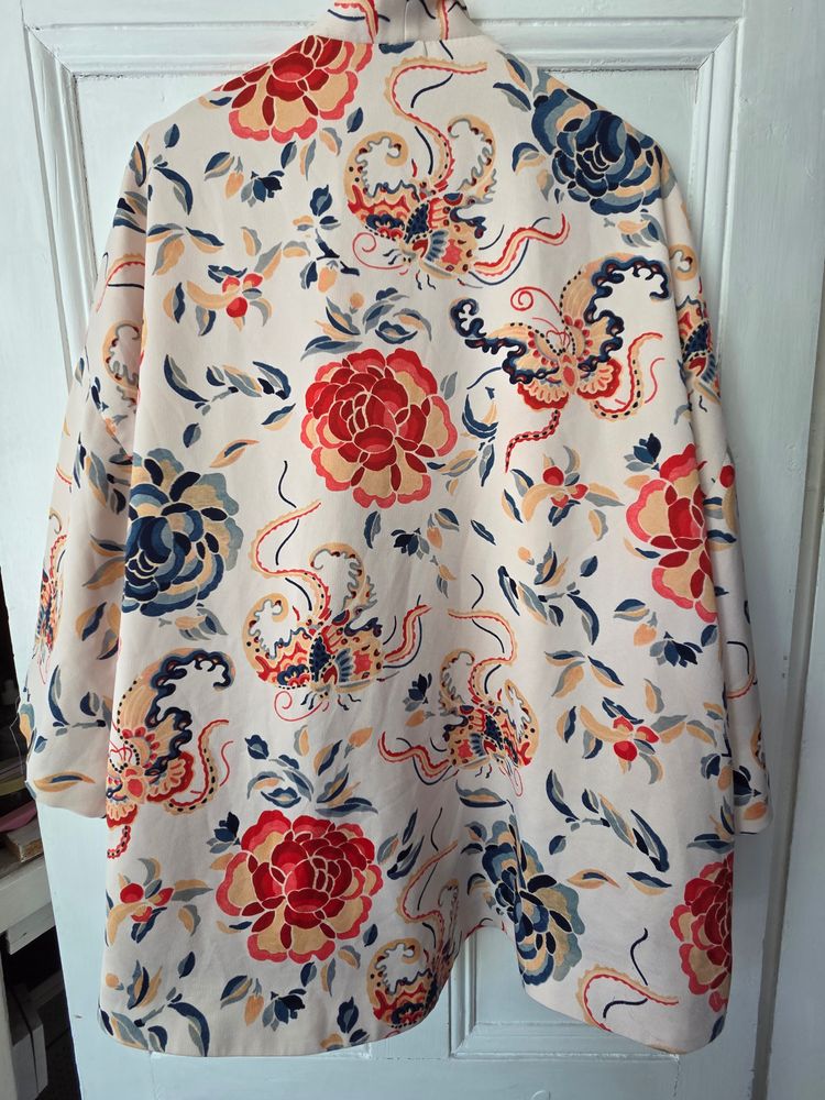 Floral Patterned Outerwear Jacket 6