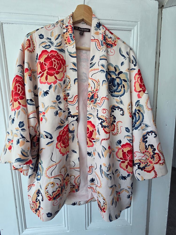 Floral Patterned Outerwear Jacket