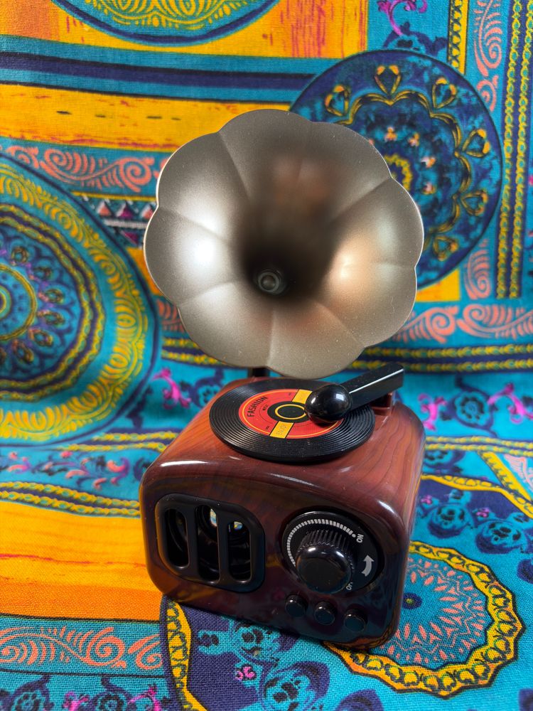 Other Retro Style Gramophone Speaker product image