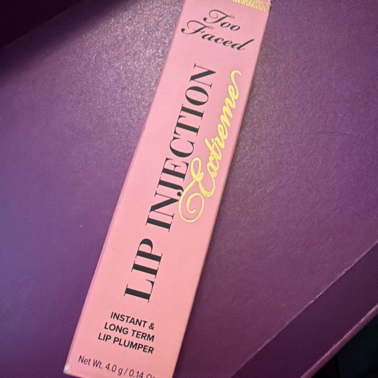Too Faced Lip Injection Extreme Plump Lip Plumper - Bubblegum Yum Full Size BNIB image 1