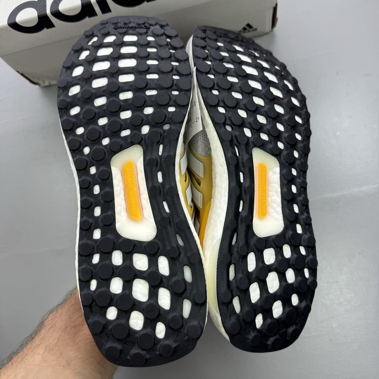 Size 7.5 - Adidas Ultra Boost 1.0 Solid Grey Bold Gold White Trainers GY7479 image 3