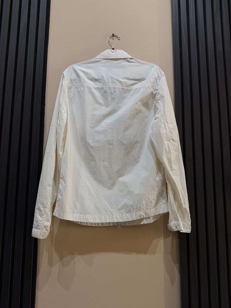 White Long Sleeve Jacket With Zippered Pocket obraz 2