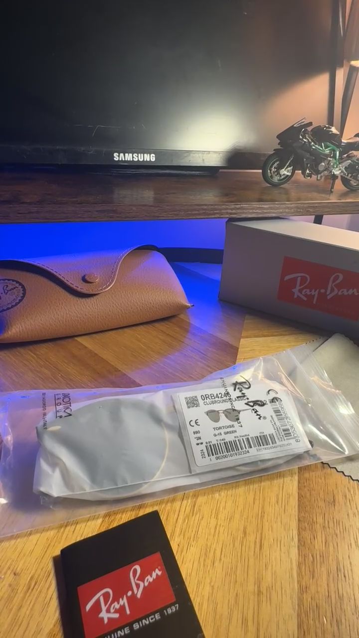 Ray-Ban Ray-Ban Clubround Classic Orb4246 product image