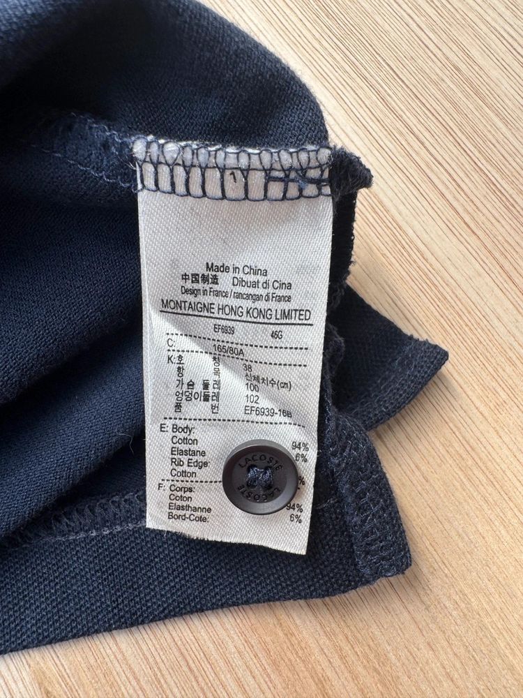 Robe polo Lacoste slim finitions contrastées crocodile brodé bleu marine Femme taille FR 38 image 4