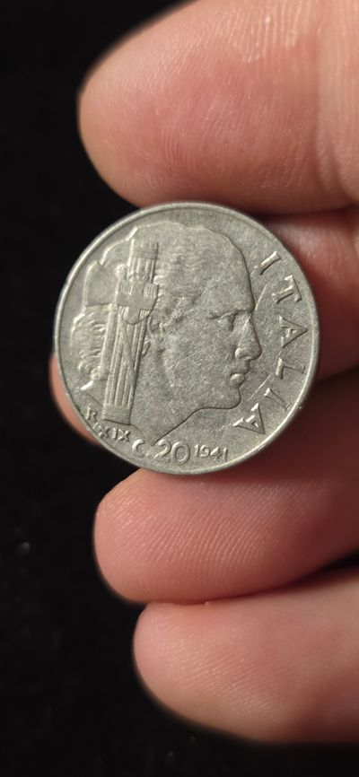 22). Italian 20 Centesimi Coin 1941