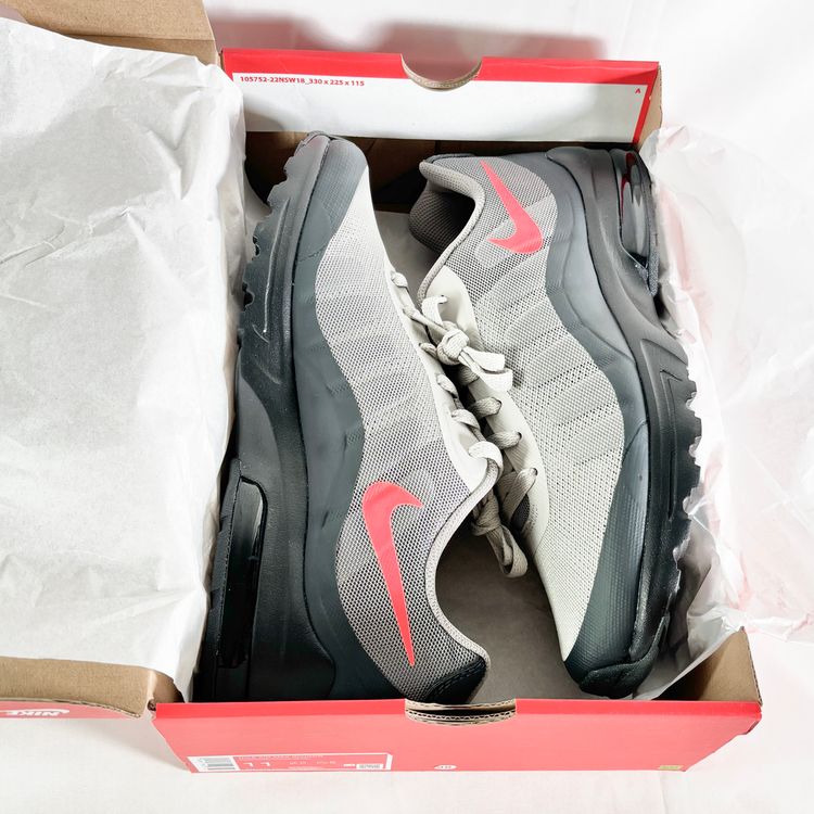 Nike Air Max Invigor Sneakers 7