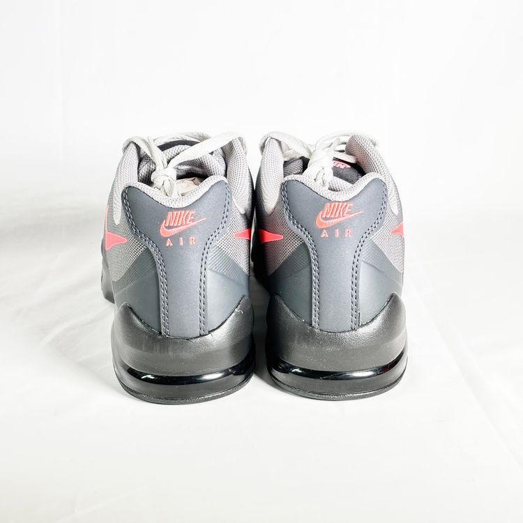 Nike Air Max Invigor Sneakers 4