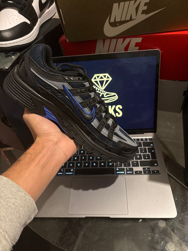 Nike Black And Blue Sneaker