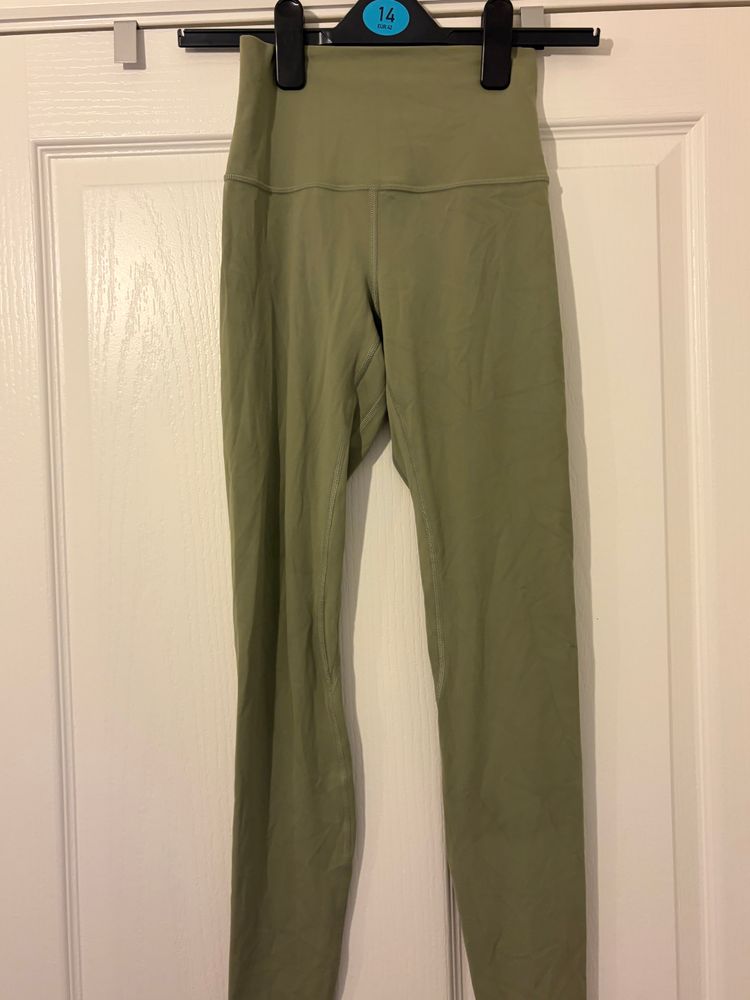 Lululemon olive Green Leggings UK 8 imagen 5