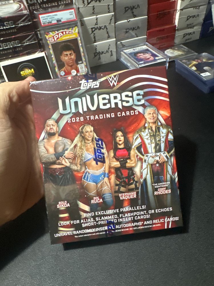 Topps Universe 2026 Trading Cards mega box image 1