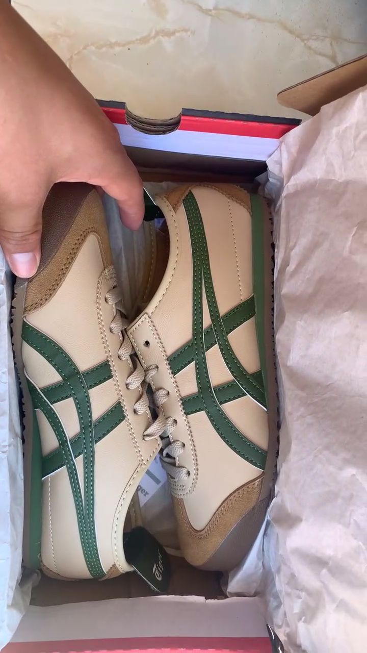 Onitsuka Tiger Mexico 66 image 1