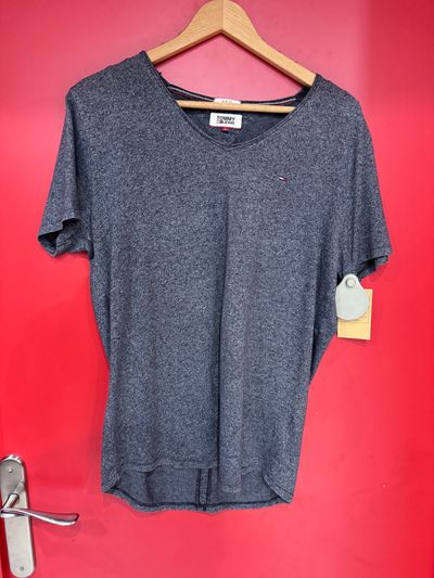 Tommy Hilfiger Grey T-Shirt
