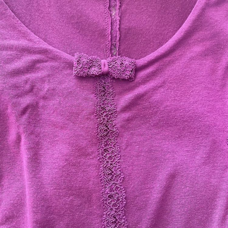 Purple Sleeveless Top With Lace And Bow Detail imagen 4