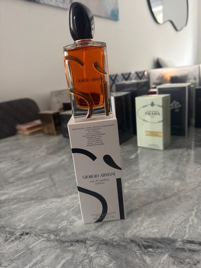 Giorgio Armani Eau De Parfum