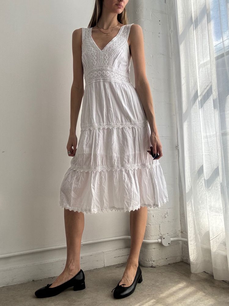 White Sleeveless Midi Dress