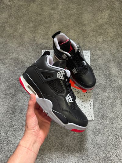 Jordan 4 Bred Reimagined (Nuove)