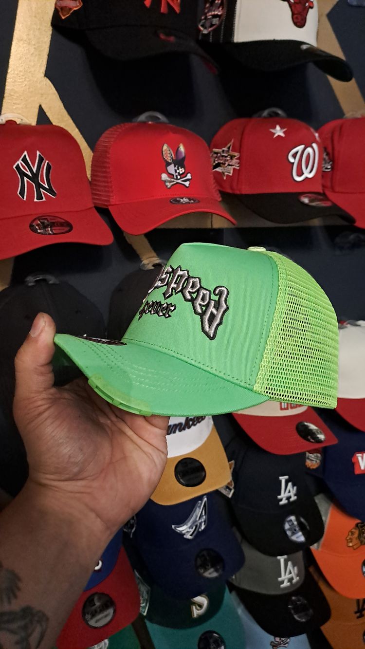 Green Mesh Trucker Cap obraz 2
