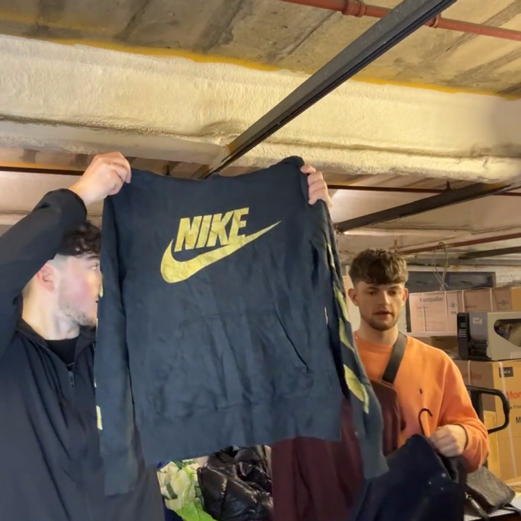 Nike nike big logo hoodie - small (j) product image