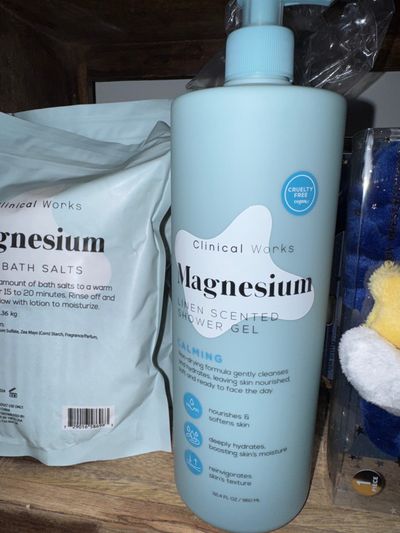 Clinical Works Magnesium Linen Scented Shower Gel