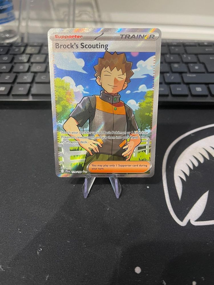 Pokémon Brock's Scouting Pokémon Trainer Card product image
