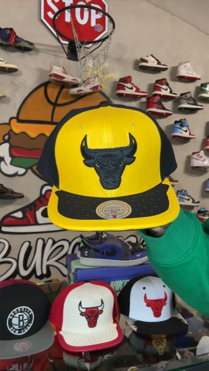 Mitchell & Ness Mitchell&Ness NBA Day 1 Black&Yellow Snapback  product image