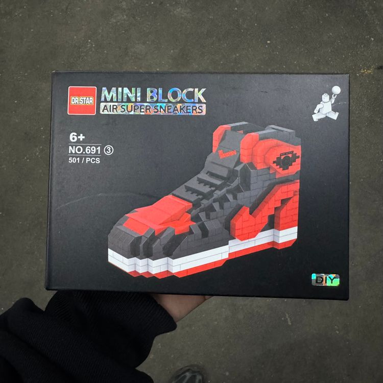 BRED JORDAN LEGO SNEAKER - NEW