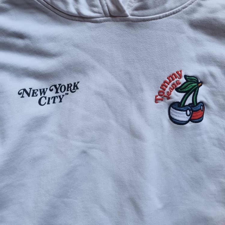 Tommy Jeans White Hoodie With Graphic And Text image 2
