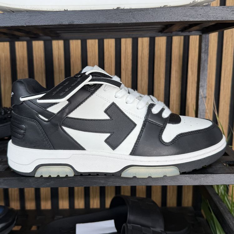 Off-White Out Of Office UK 9