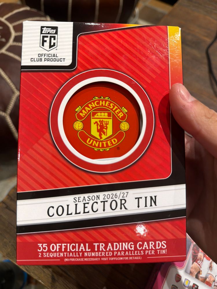 Manchester United Season 2026/27 Collector Tin