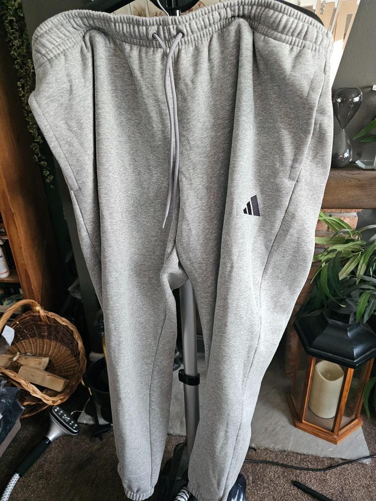 Immagine di Adidas Grey Sweatpants 2
