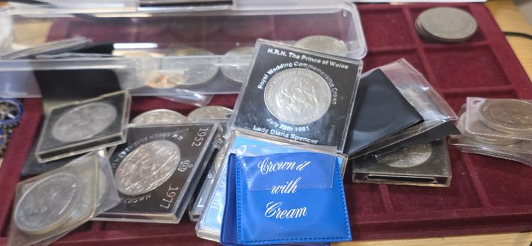 £2.50 Each x3 £5. Commemorative Coins Collection imagen 1